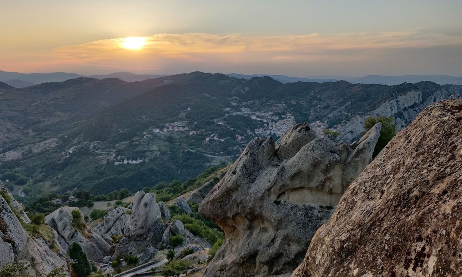 Campomaggiore – Itinerario nel Parco Regionale Gallipoli Cognato Piccole Dolomiti Lucane